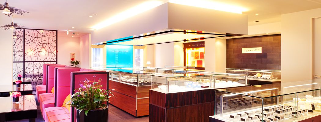 広島県(広島市)のハワイアンジュエリー・結婚指輪・マカナ取扱店、VANillA【ヴァニラ】広島店