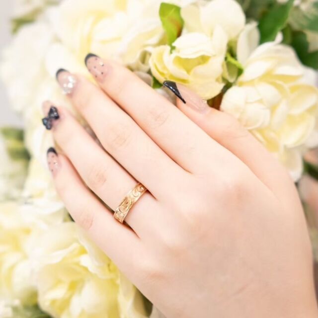 純国産のプレミアムハワイアンジュエリー💍
ハワイアンジュエリーを
結婚指輪の品質に作り変えたMakana

ふたりで選ぶセミオーダーは
他と被りたくないこだわりを形にする
世界に一組の結婚指輪がてきあがります。

#ハワイアンジュエリー結婚指輪
#ハワイアンジュエリー
#婚約指輪 #結婚指輪
#マリッジリング
#エンゲージリング
#オーダーメイド
#鍛造リング
#プロポーズ
#婚約指輪探し
#結婚指輪探し
#結婚式準備
#プレ花嫁
#2024夏婚 
#2024秋婚