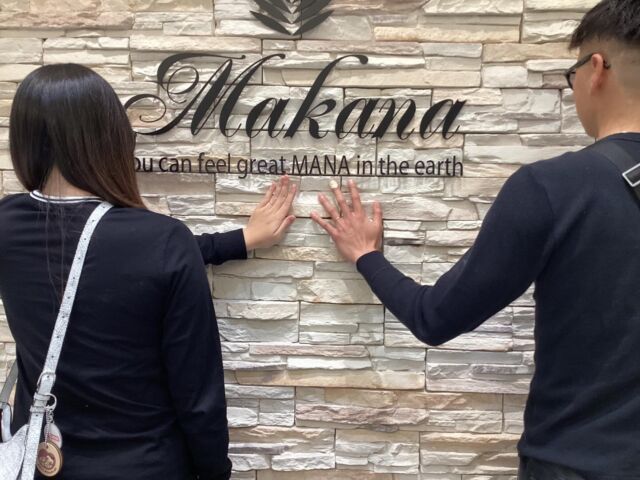 🌟京都市山科区よりご来店✨garden京都本店でマカナの結婚指輪をご成約頂きました😊💍@garden_kyoto_ 【チャットGPT💬でgardenを教えてくれ来店！非常にお兄さんが頼もしく楽しい方でしたので、買う気がもっと上がりました！お互い好みの結婚指輪を選ぶことが出来ました。大満足です！！】@garden_bridal_index #ハワイウェディング #ハワイアンジュエリー #マカナ #makana #結婚指輪
